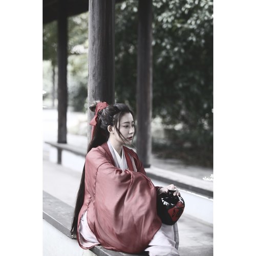 曲肖冰 - 离人愁歌词